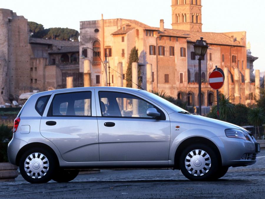  Daewoo Kalos 5-Door 2002 года  (WW) (фото 10 из 40)